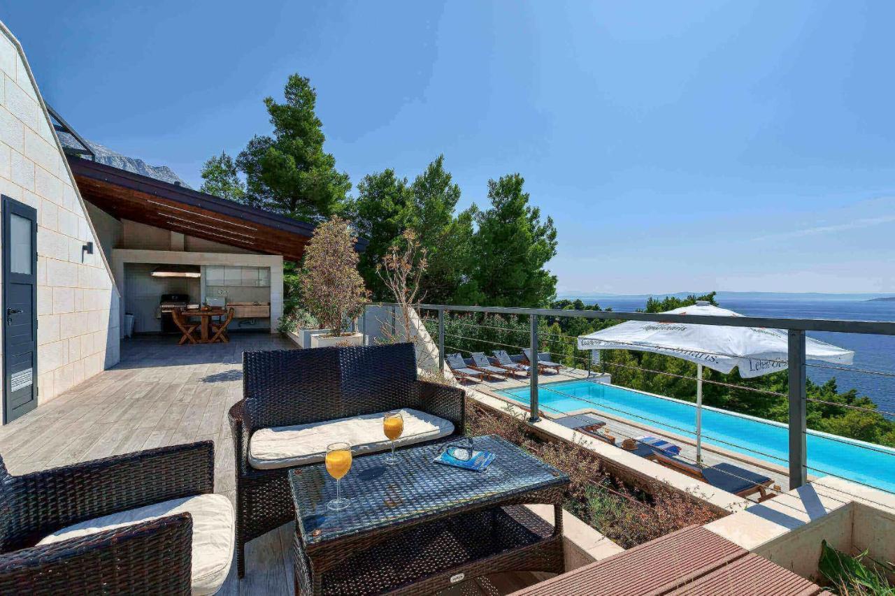 Matko'S Oasis Apartments Brela Exterior photo