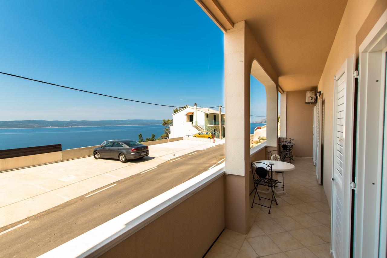 Matko'S Oasis Apartments Brela Exterior photo