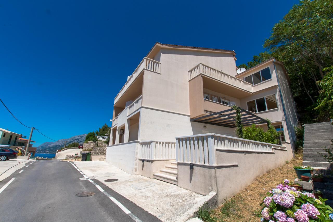 Matko'S Oasis Apartments Brela Exterior photo